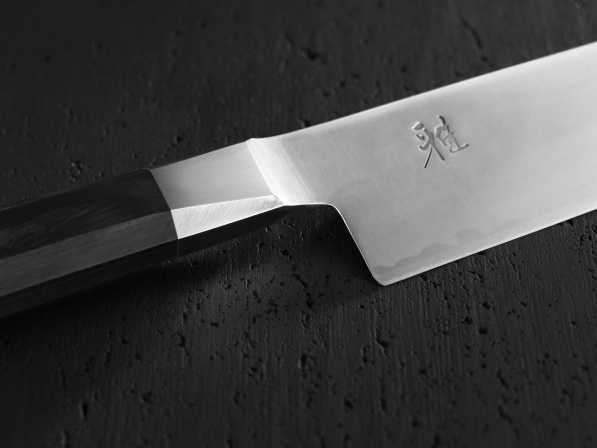 MIYABI 4000FC 17 cm - nóż japoński Santoku ze stali nierdzewnej