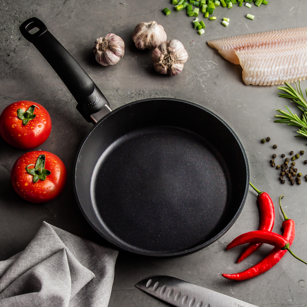 FISSLER Levital+ Comfort 24 cm - patelnia nieprzywierająca