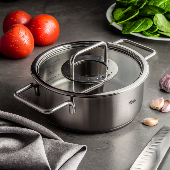 FISSLER Pure Collection 2,4 l - garnek ze stali nierdzewnej ze szklaną pokrywką