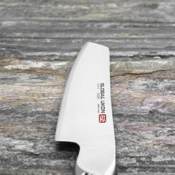 GLOBAL Ukon 14 cm - japoński nóż do warzyw i owoców ze stali nierdzewnej