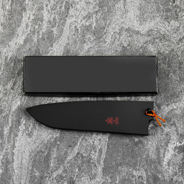 KANETSUNE SEKI 18 cm - saya / pochwa drewniana na nóż japoński Santoku