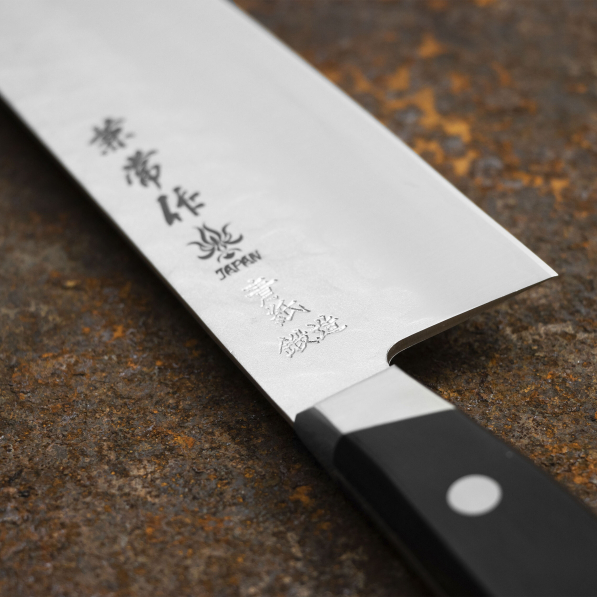 KANETSUNE SEKI YH-3000 18 cm - nóż japoński Santoku ze stali wysokowęglowej