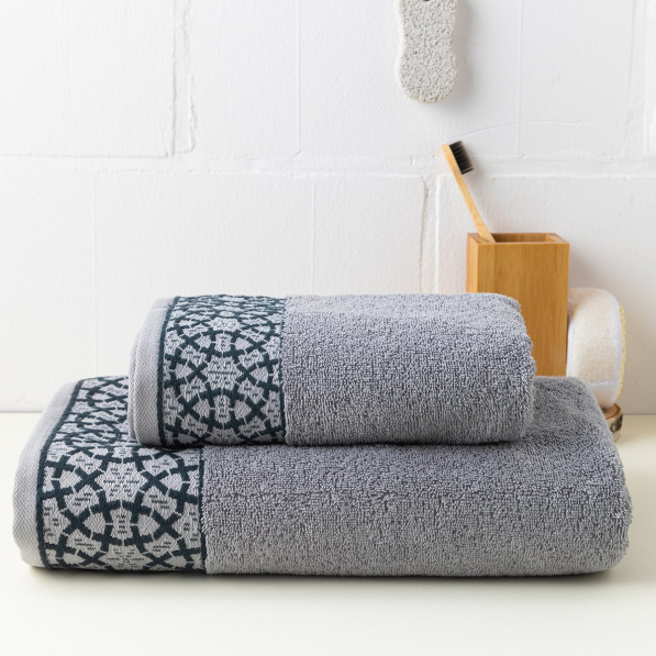 Ręcznik łazienkowy bawełniany MISS LUCY NAMUR SZARY 70 x 140 cm