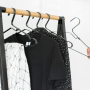 BRABANTIA Clothes Hanger 4 szt. czarne - wieszaki na ubrania aluminiowe